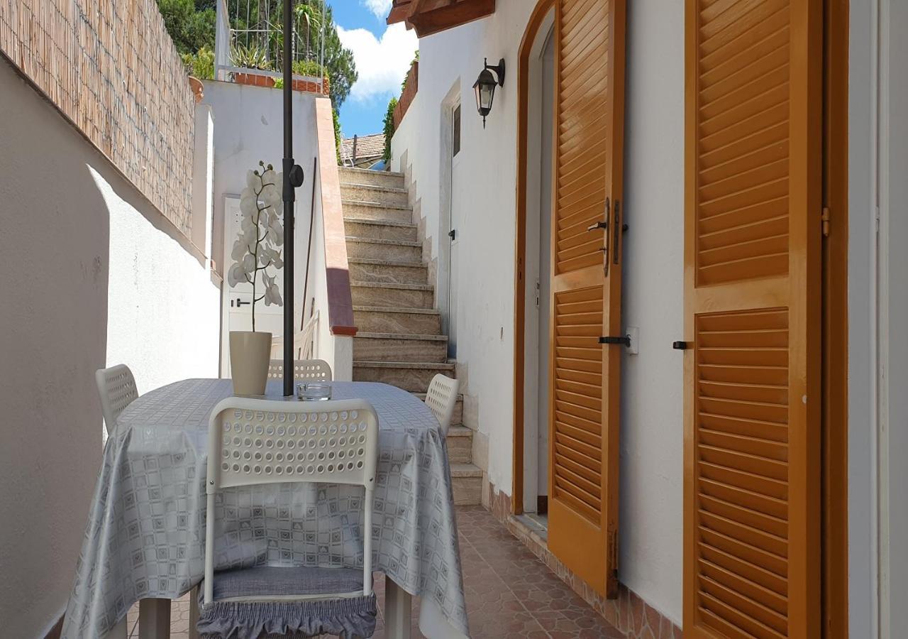 Holiday Apartments Lacco Ameno  Luaran gambar
