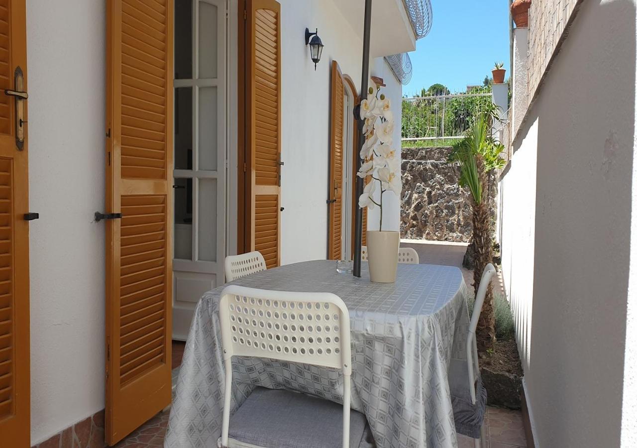Holiday Apartments Lacco Ameno  Luaran gambar
