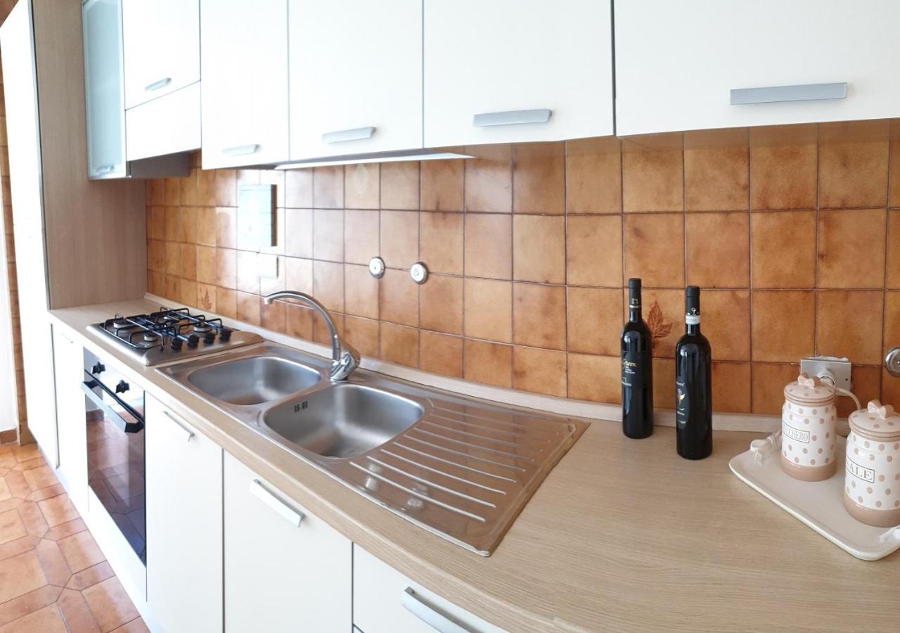 Holiday Apartments Lacco Ameno  Luaran gambar